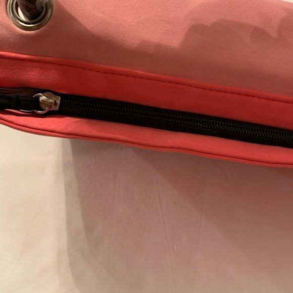 Victoria’s Secret Insulated Bag NWT - Picture 7 of 7